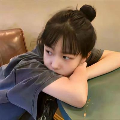 小犬与女孩
